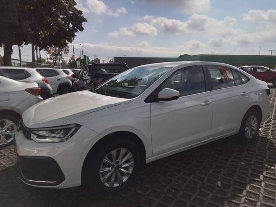 VOLKSWAGEN VIRTUS 1.0 170 TSI MANUAL
